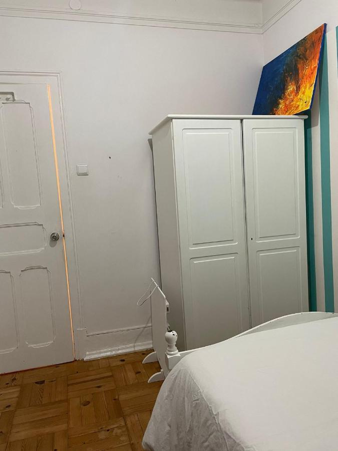 Nautic M1 R2 - Classy & Cozy Double Room With Shared Bathroom In Marques Pombal ลิสบอน ภายนอก รูปภาพ